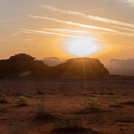 Wadi Rum Eagle Luxury Camp 外观 照片