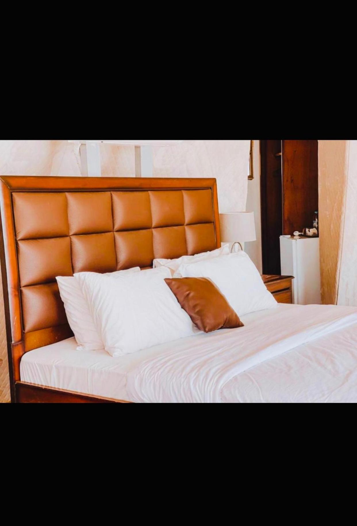 Wadi Rum Eagle Luxury Camp 外观 照片